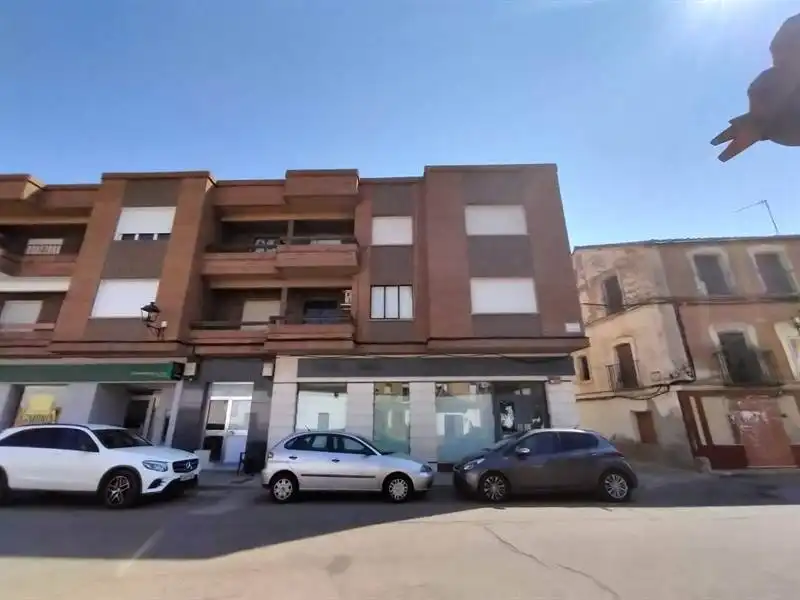 Vista exterior de Piso en venta en Alcaudete de la Jara con Terraza