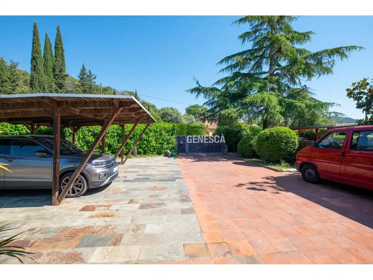 Parking de Casa o chalet en venta en Matadepera con Calefacción, Jardín privado y Parquet