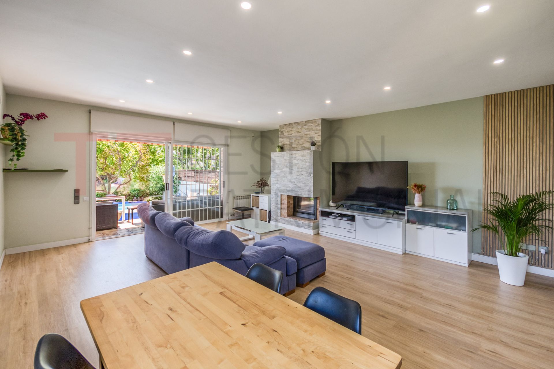Single-family semi-detached for sale in Carrer Verge de Montserrat, 12, Tiana