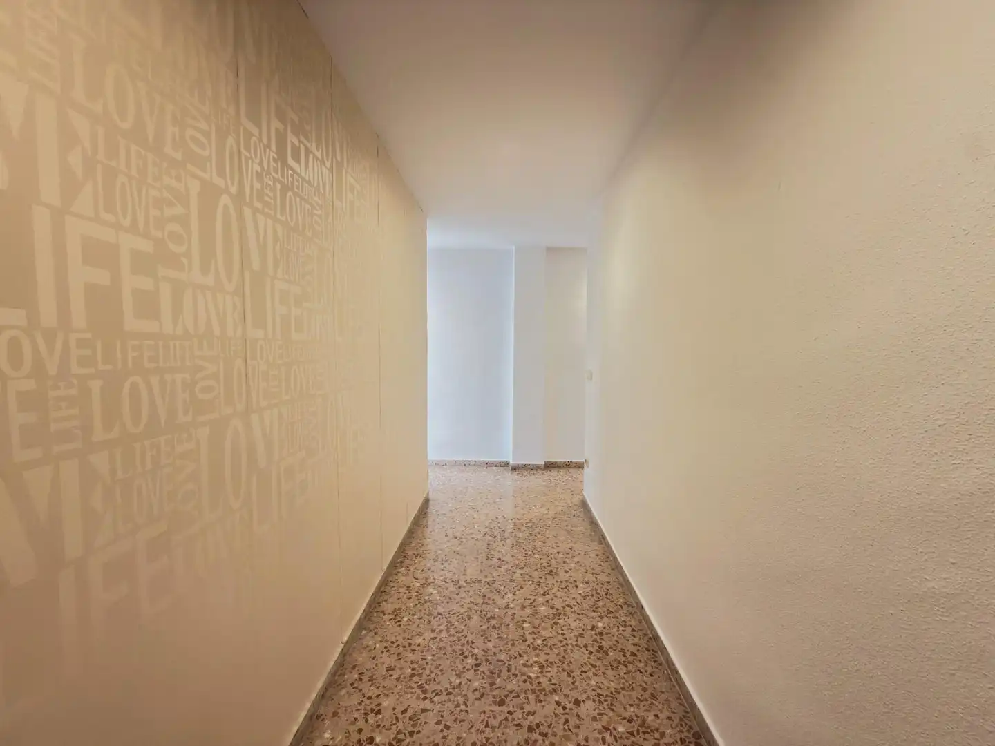 Flat with lift for sale in POETA LLORENTE, imagen 2
