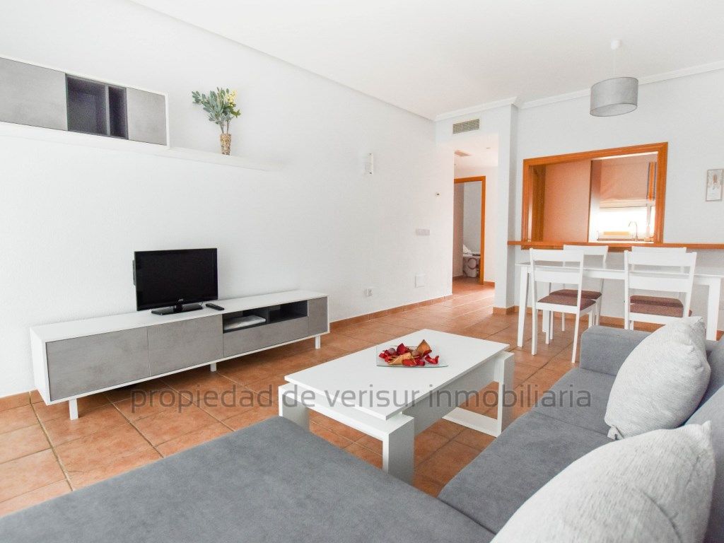 Sala de estar de Apartamento de alquiler en Vera con Aire acondicionado, Jardín privado y Terraza