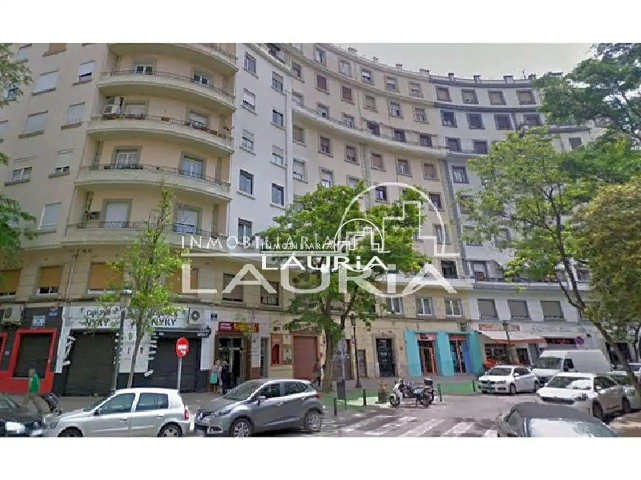 Exterior view of Commercial properties for rent in Valencia