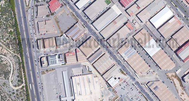 Nave industrial en Alquiler en El Toscar