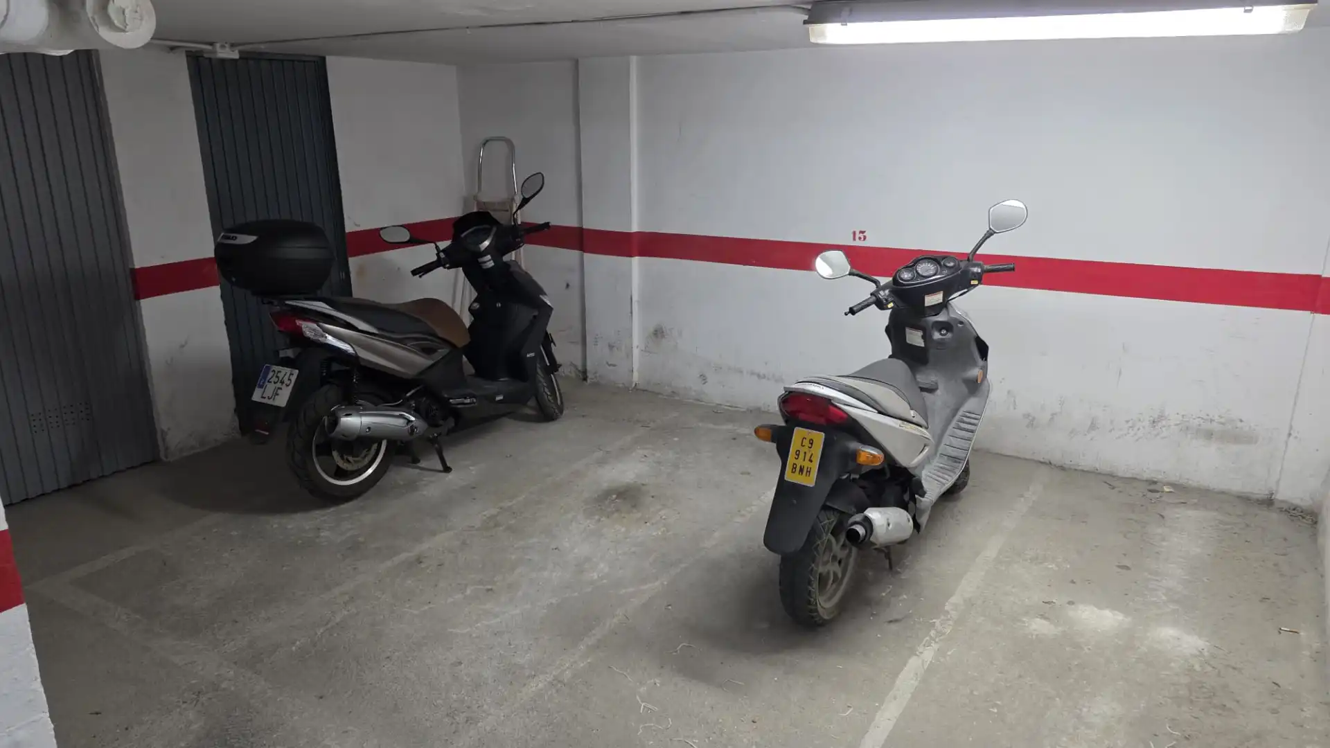 Aparcament de Casa o xalet en venda en Vélez-Málaga amb Aire condicionat, Terrassa i Moblat