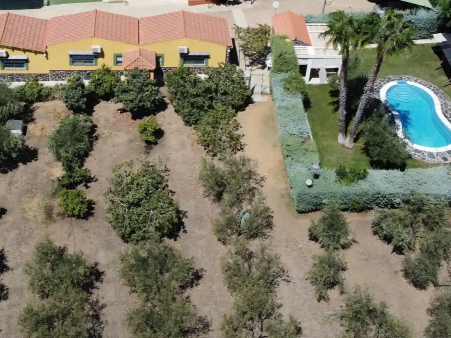 Wohnung zur Miete in Valverde de Leganés mit Klimaanlage, Privatgarten und Schwimmbad