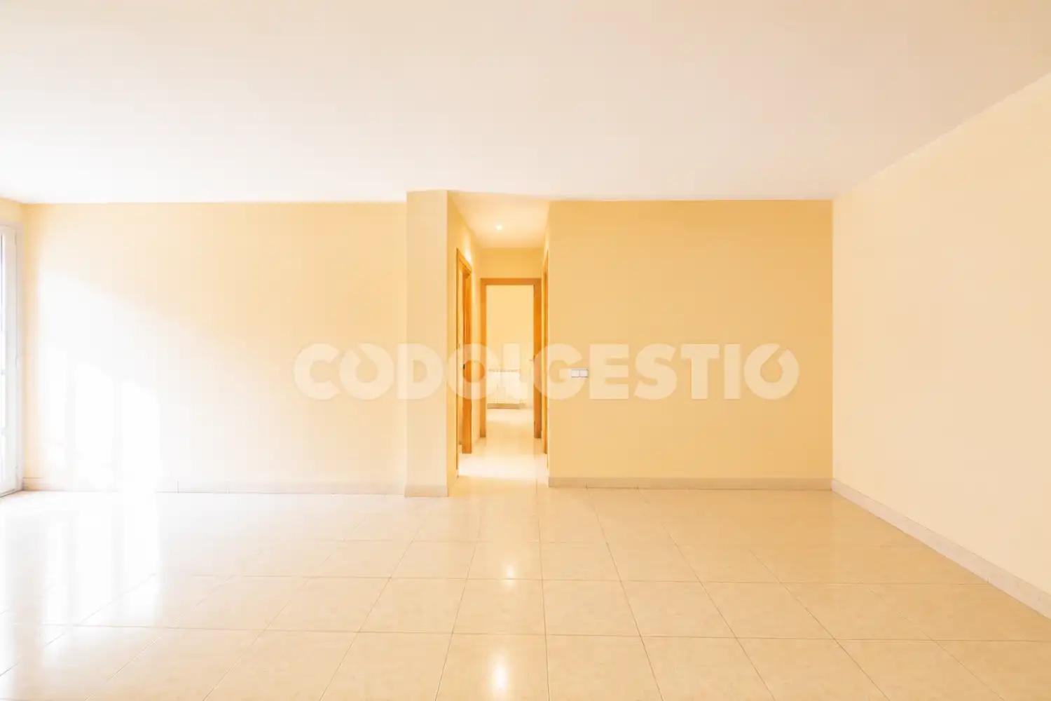 Piso en venta en Manlleu con Balcón