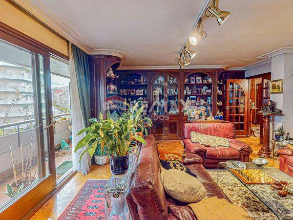 Piso en Venta en Rúa de García Barbón en Centro - Areal