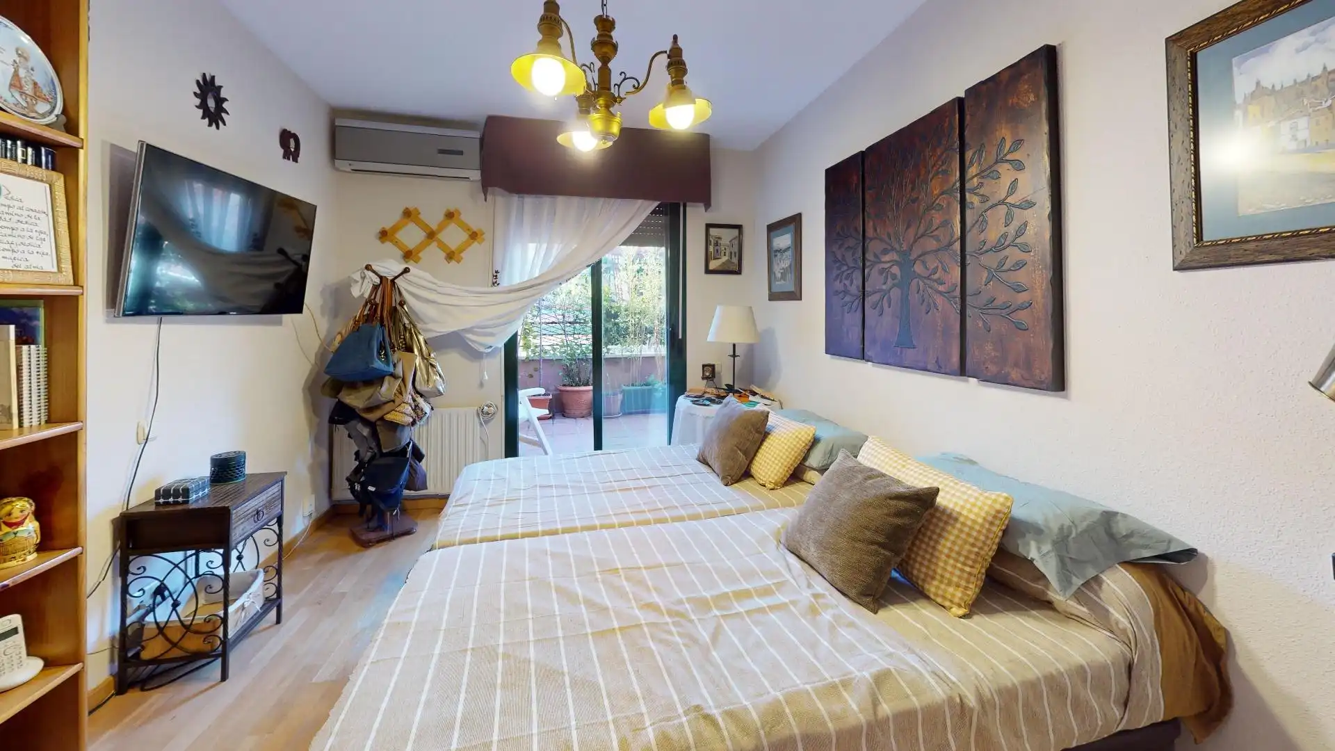 Bedroom of Attic for sale in Alcalá de Henares  with Air Conditioner, Heating and Terrace