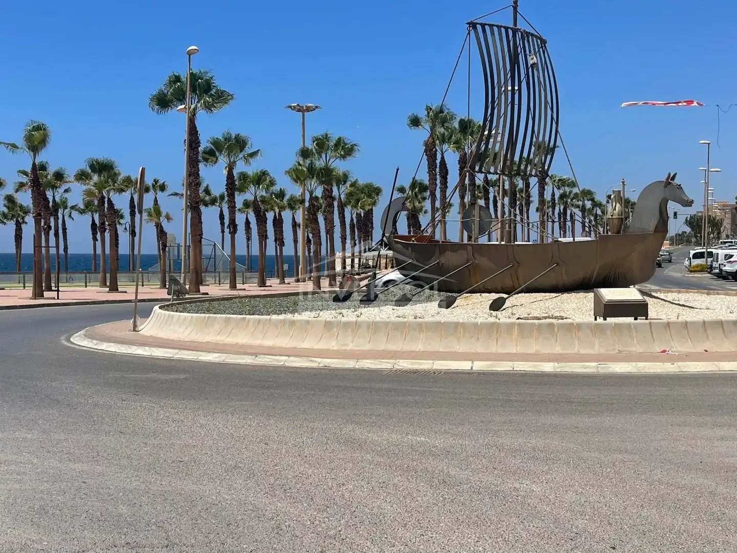 Flat with terrace for sale in Calle Mar Tirreno 1, imagen 4
