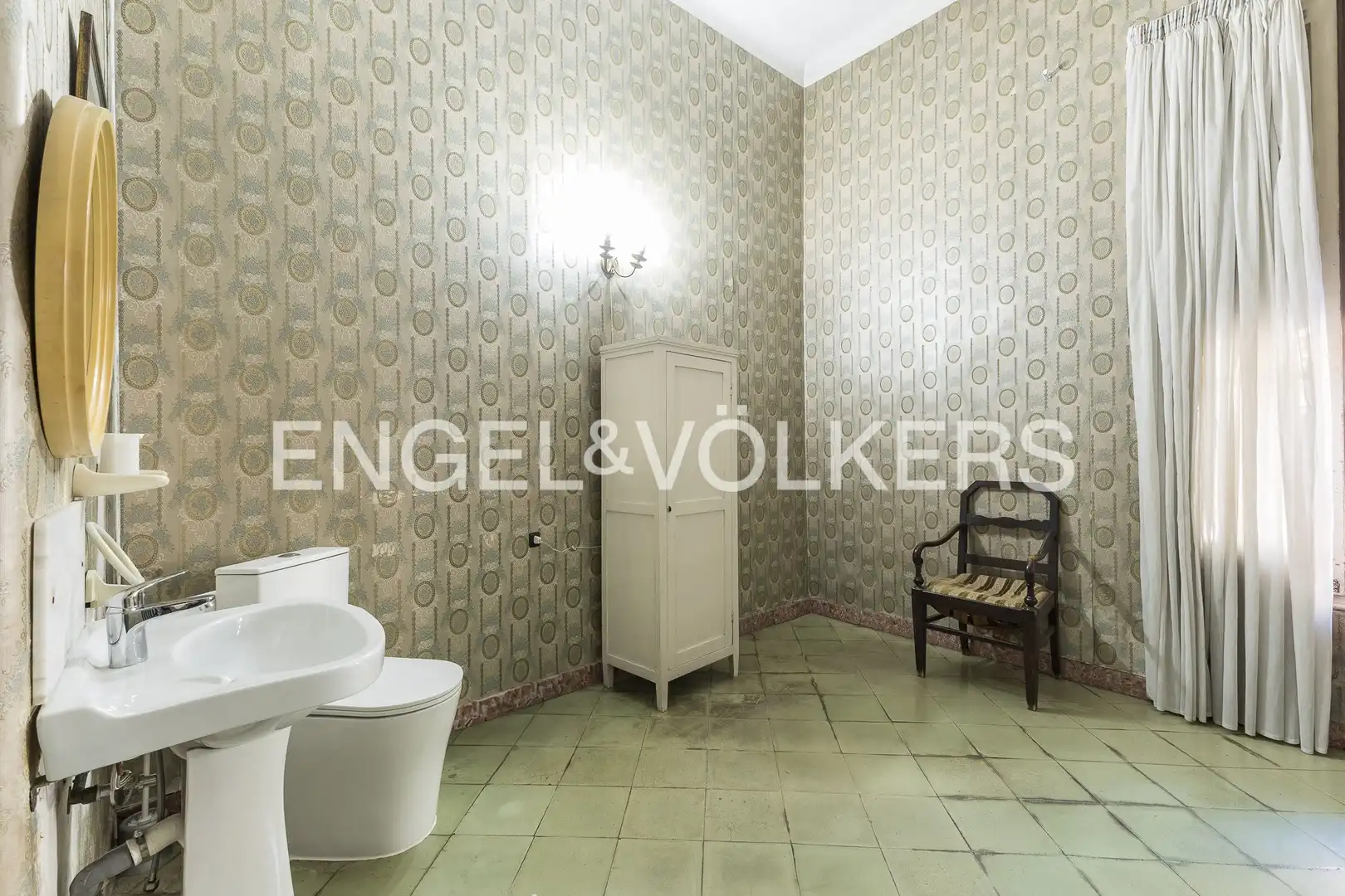 Bathroom of Houses for sale in El Prat de Llobregat  with Heating, Private garden and Terrace