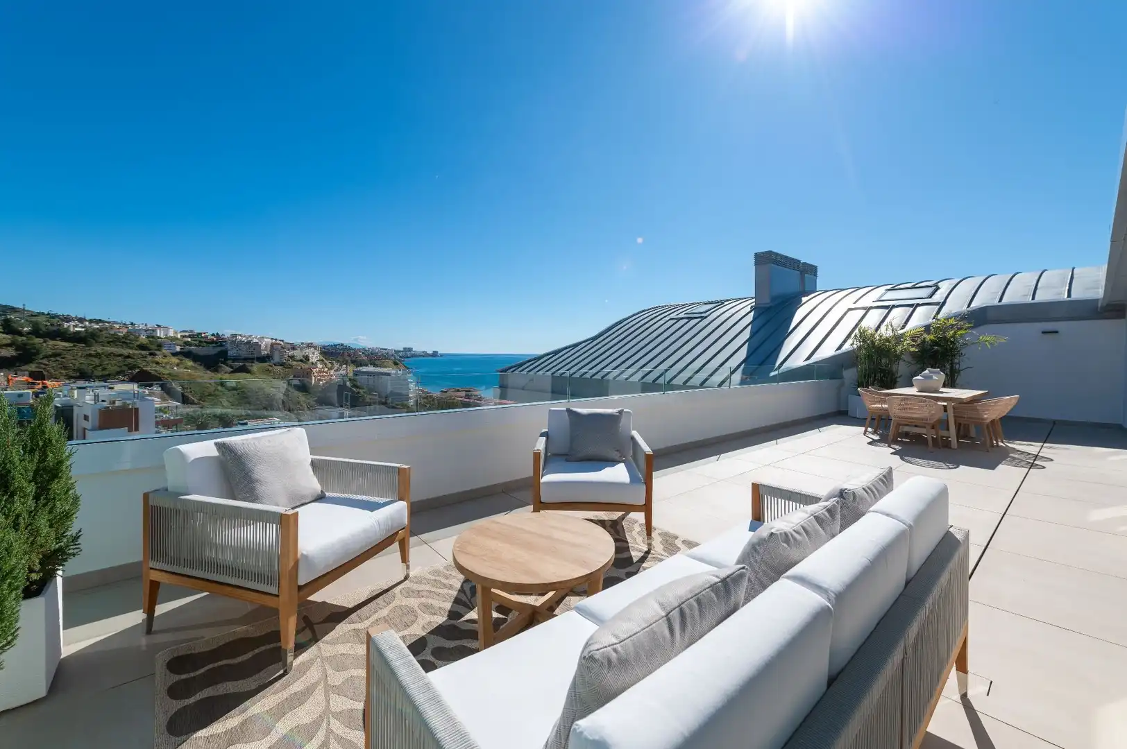 Penthouse with pool for sale in Las Gaviotas  - Carvajal
