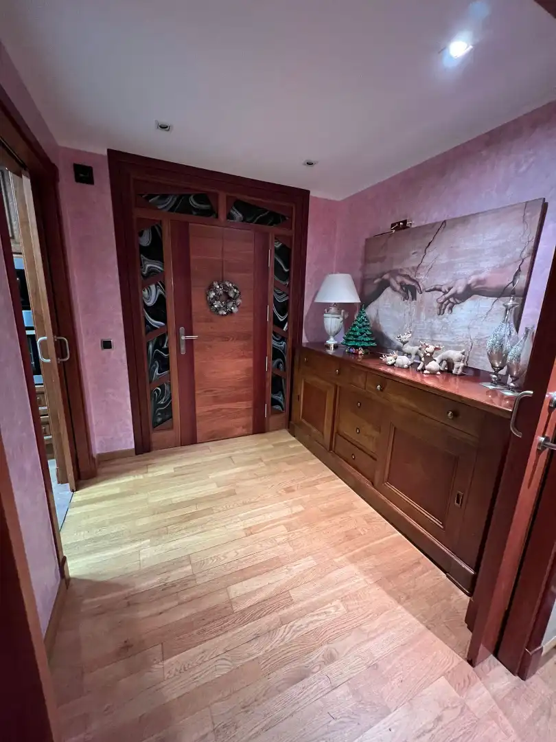 Casa con piscina en venta en Carrer de Joan Coromines i Vigneaux, imagen 30