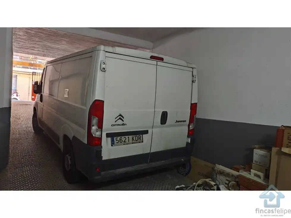 Parking de Local en venta en Madrid con Calefacción