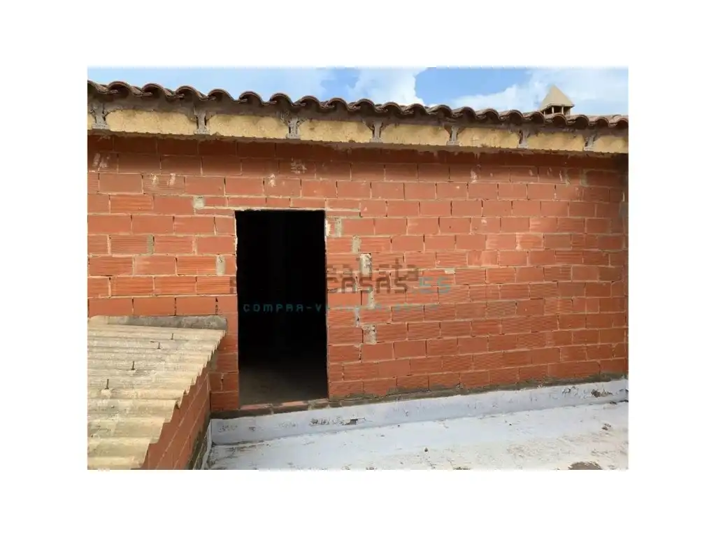 Vista exterior de Casa o xalet en venda en Turís amb Terrassa i Balcó