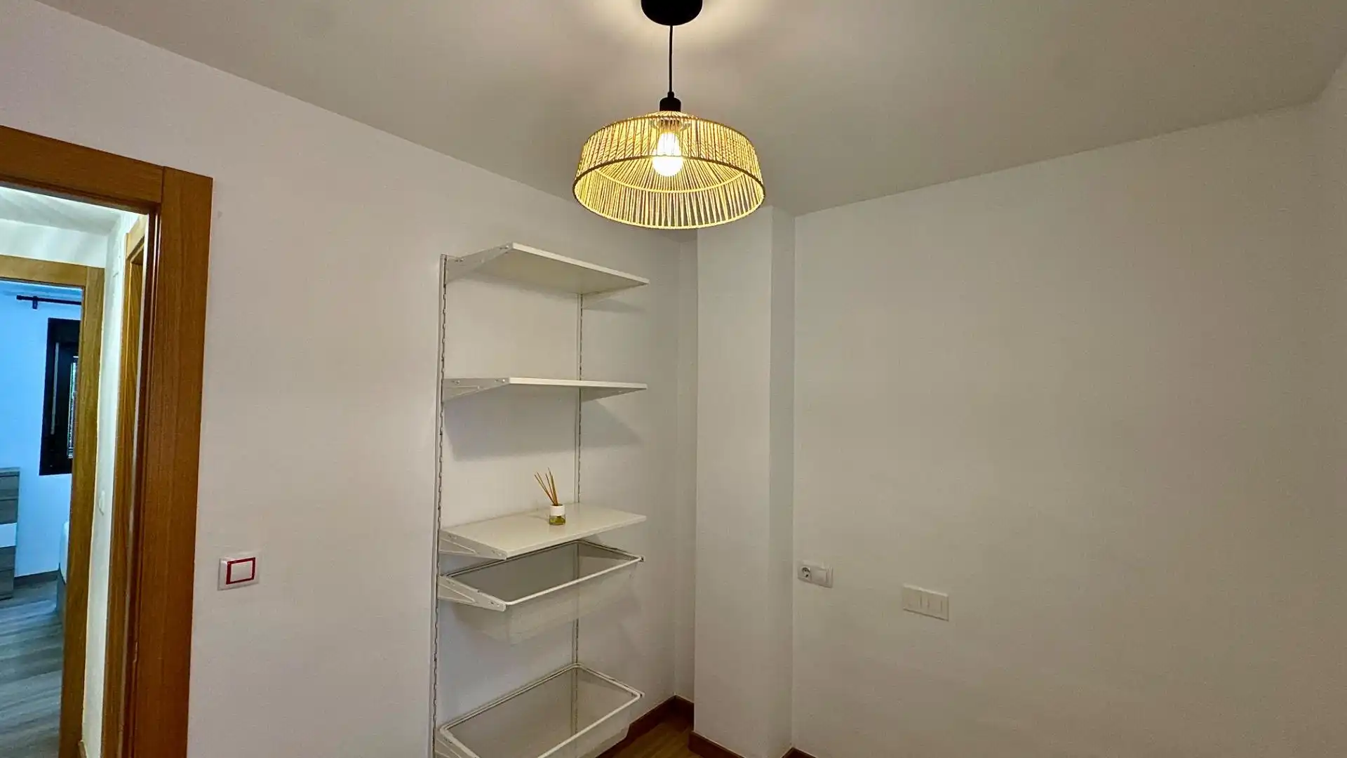 Flat for rent in Pinos Genil  with Air Conditioner, Heating and Furnished