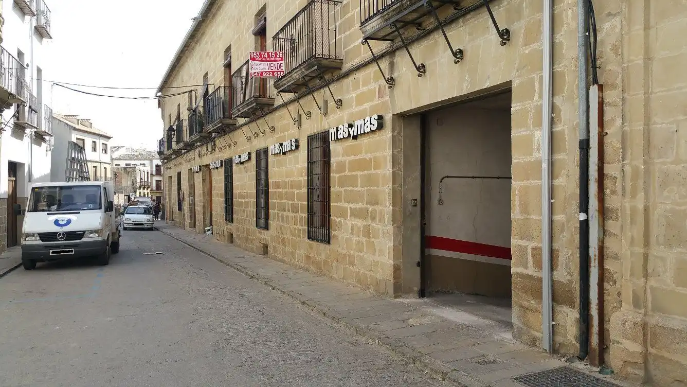 Aparcament en venda a Calle Intendente Pablo de Olavide