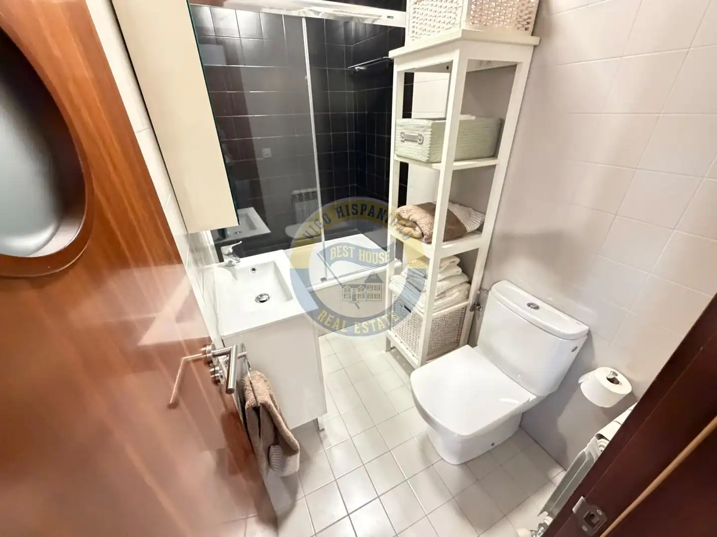 Bathroom of Study for sale in Vigo   with Heating, Parquet flooring and Terrace