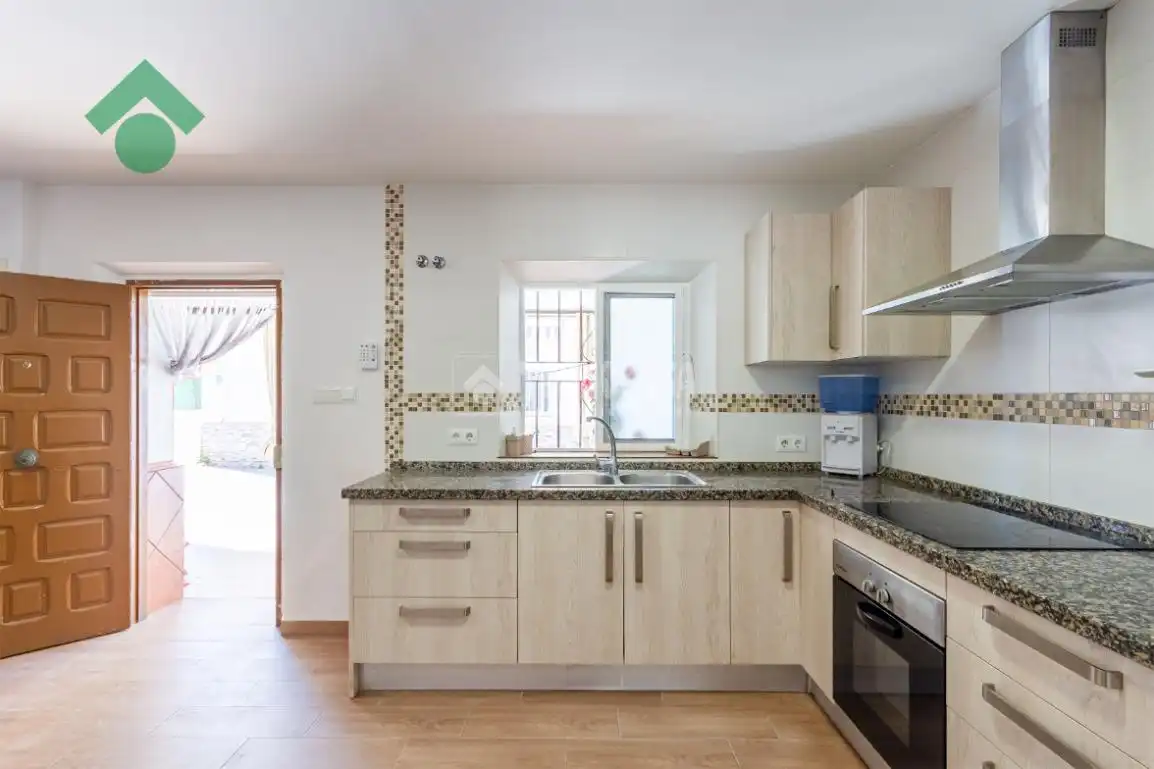 Kitchen of Houses for sale in Vélez-Málaga  with Storage room