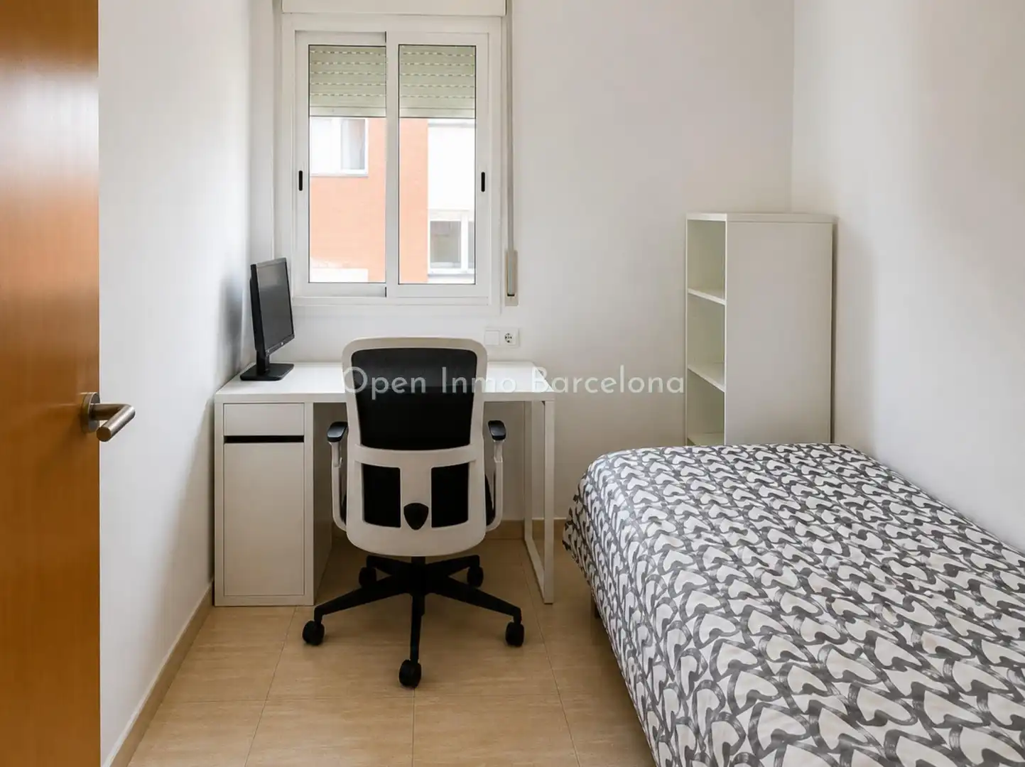 Bedroom of Flat for sale in Vilanova i la Geltrú  with Air Conditioner and Heating