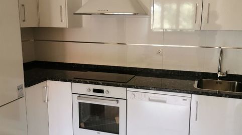 Foto 3 de Apartamento de alquiler en Calle Batalla del Salado, Centro, Ponferrada
