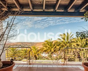 Vista exterior de Casa o xalet en venda en Teguise amb Terrassa i Piscina