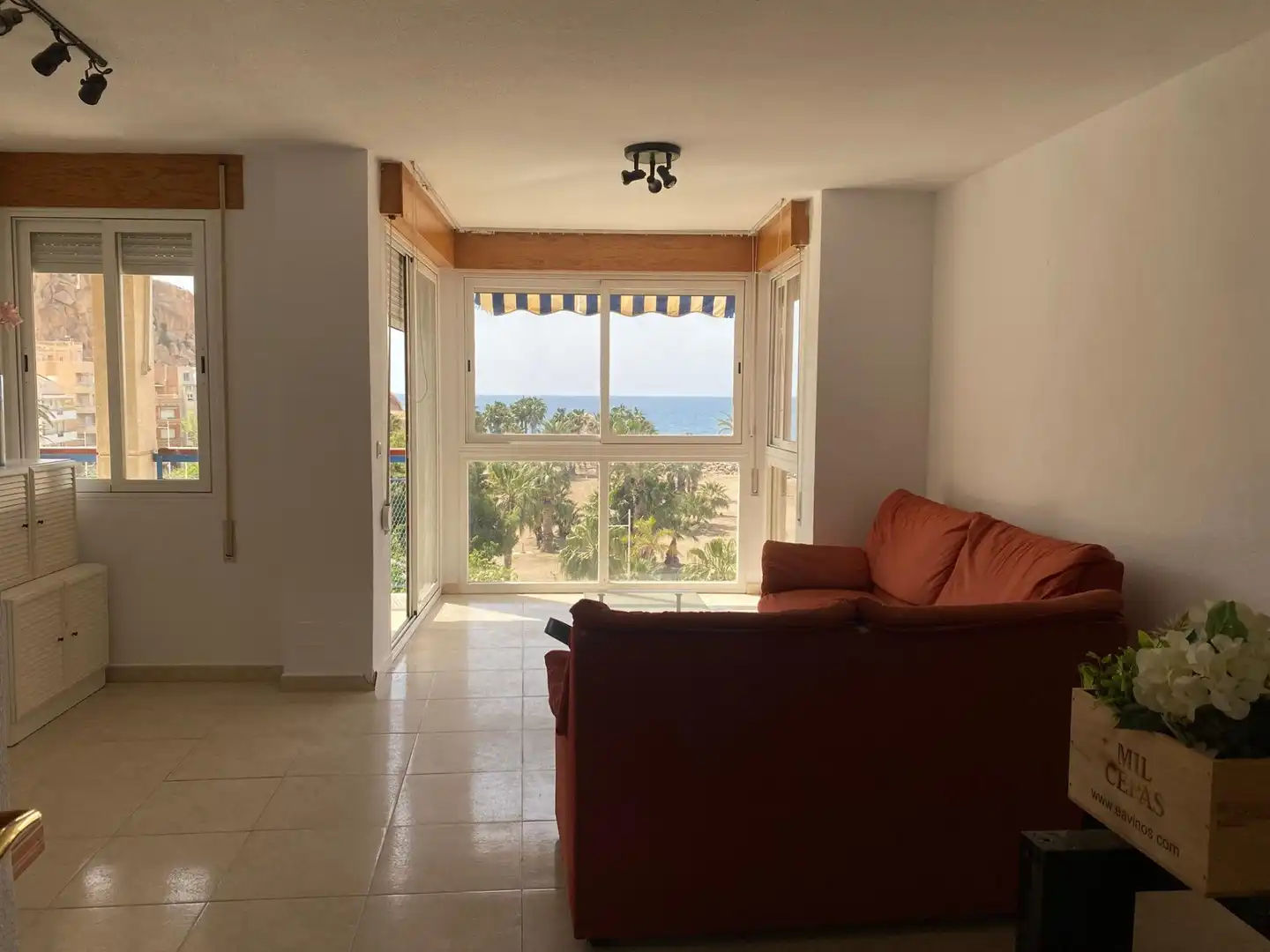 Wohnzimmer von Wohnung zur Miete in Águilas mit Möbliert und Balkon