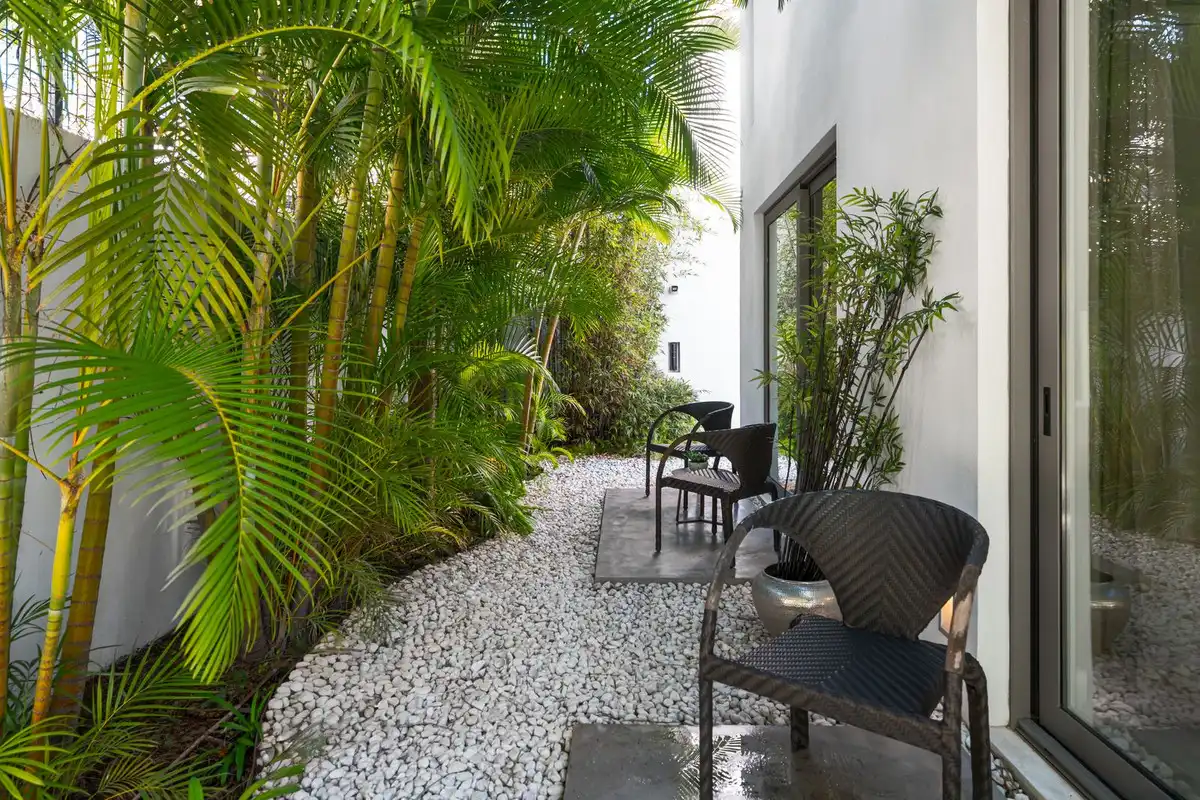 Terrace of Detached homes for sale in Marbella  with Air Conditioner, Private garden and Terrace