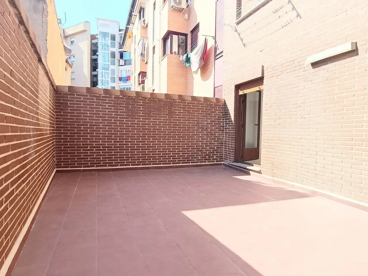 Flat for rent in ROSA MENENDEZ, Berruguete