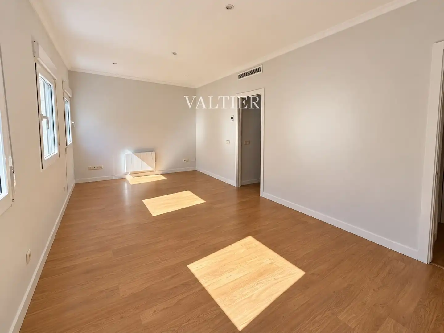 Schlafzimmer von Wohnung zur Miete in Barrio de Salamanca