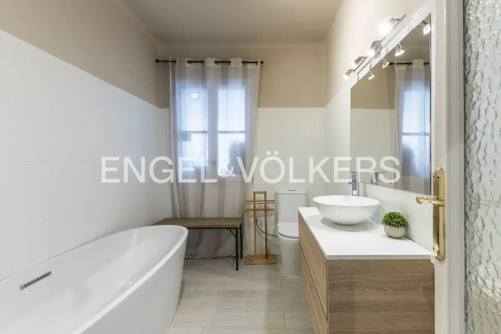 Baño de Piso en venta en Barrio de Salamanca