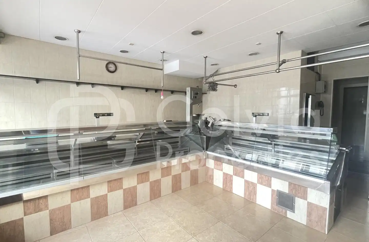 Business premises for sale in D'Europa