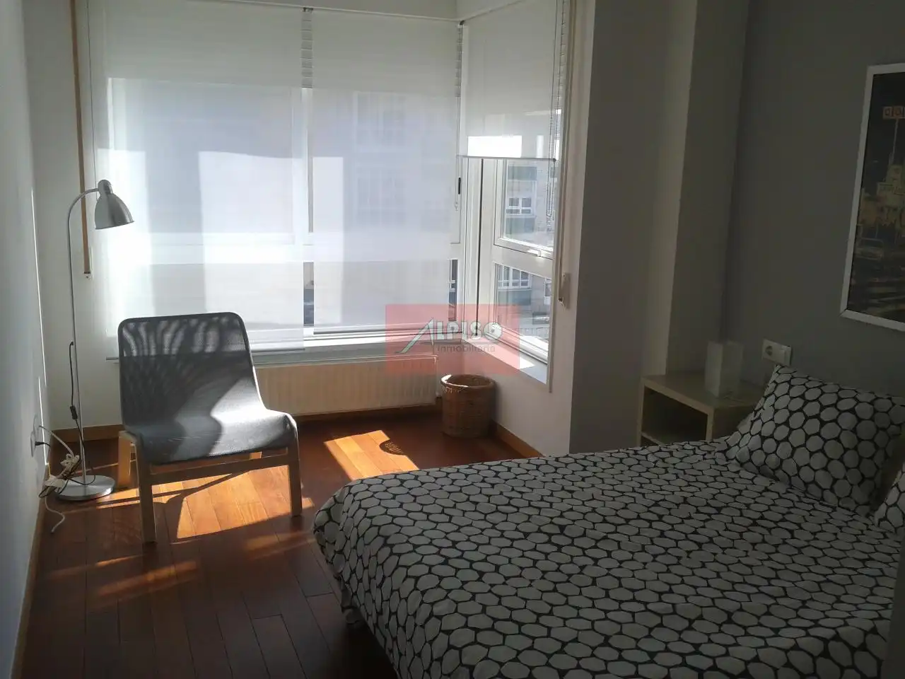 Schlafzimmer von Wohnungen zur Miete in Ourense Capital  mit Heizung, Parkett und Möbliert