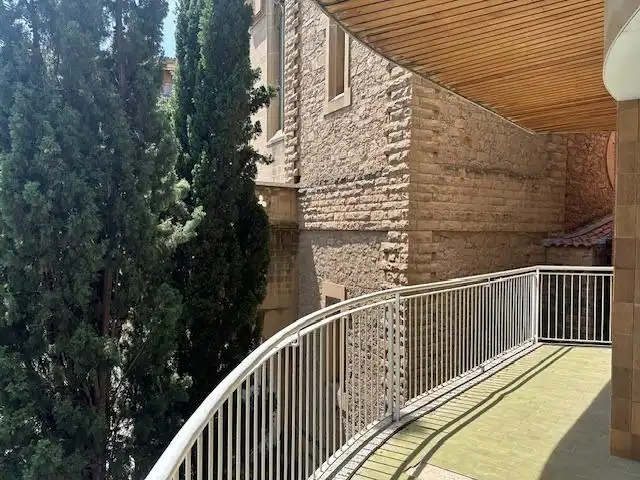 Vista exterior de Piso en venta en Manresa con Calefacción, Terraza y Balcón