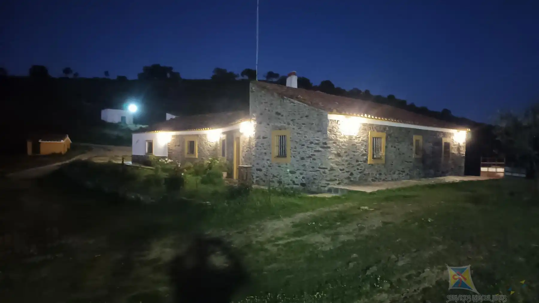 Vista exterior de Finca rústica en venta en Encinasola