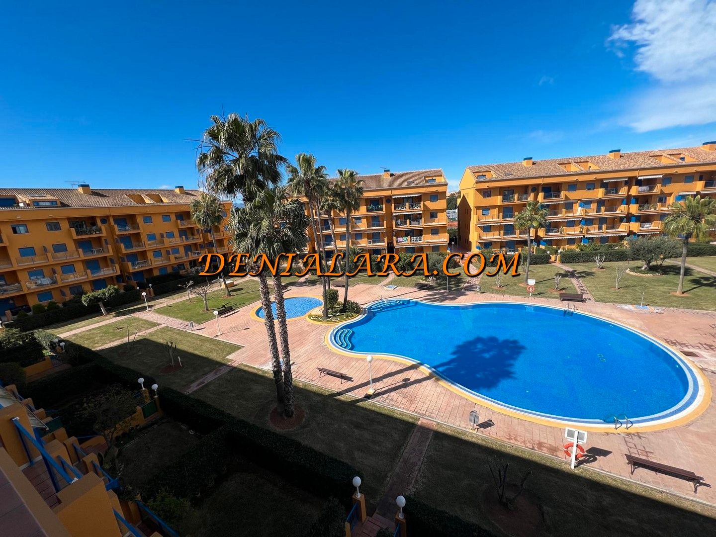 Exterior view of Attic for sale in Dénia  with Air Conditioner, Terrace and Storage room