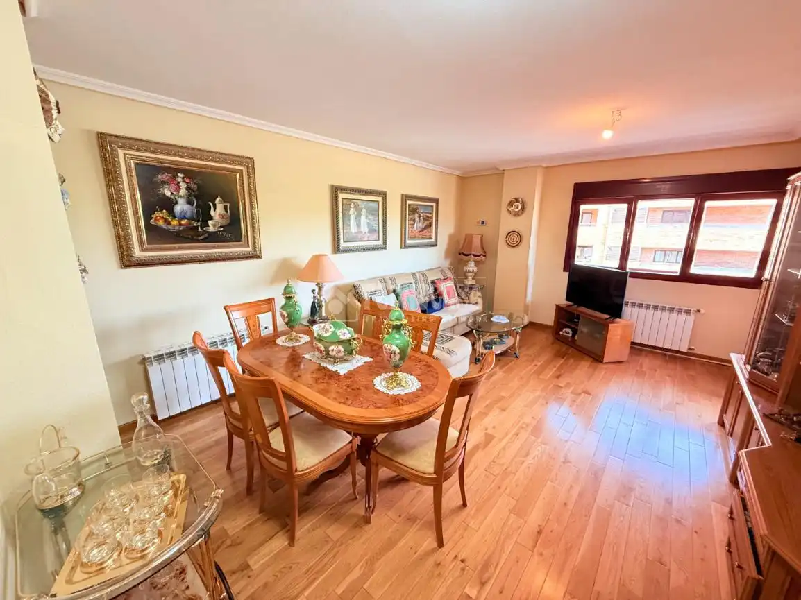 Sala de estar de Piso en venta en Seseña con Calefacción, Terraza y Balcón