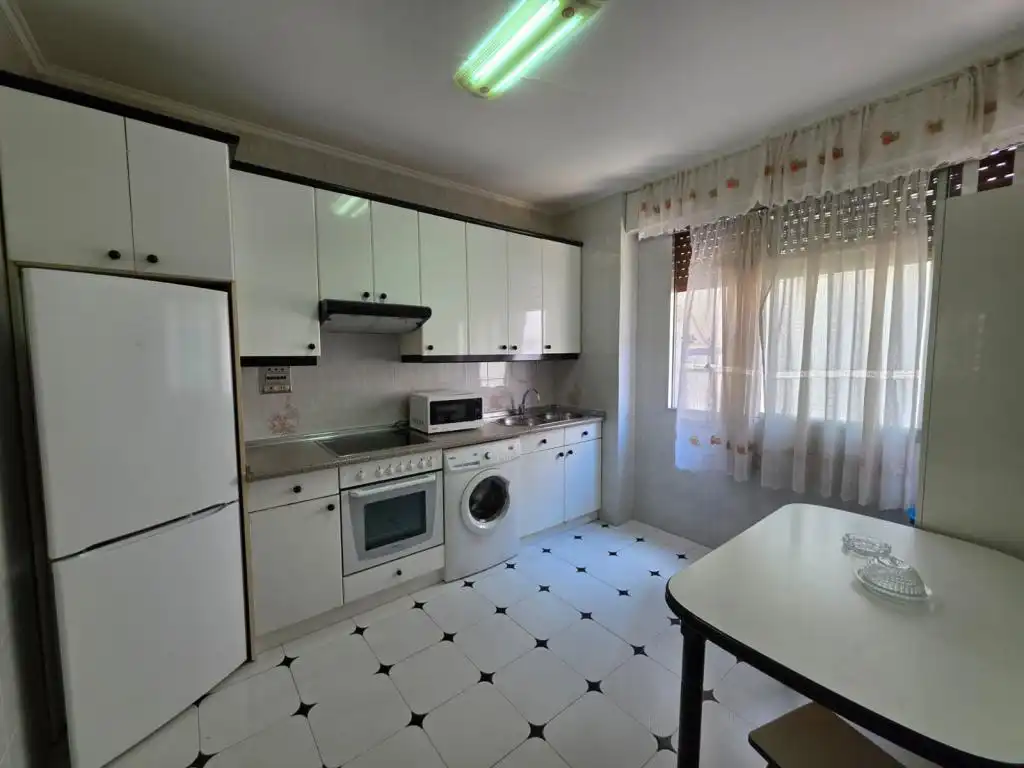 Cocina de Piso en venta en Sestao  con Calefacción