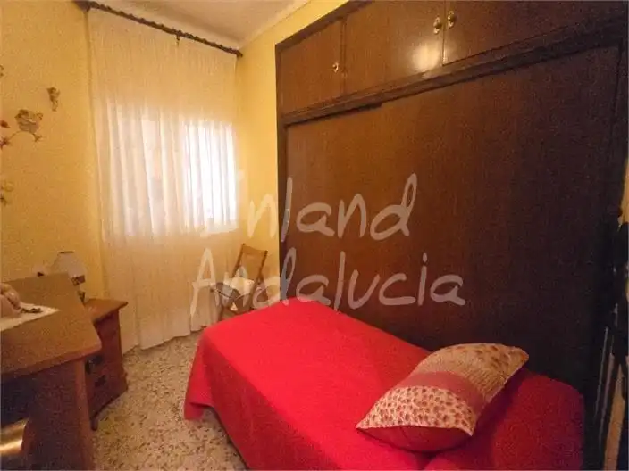Dormitori de Apartament en venda en Zafarraya amb Traster