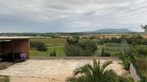 Foto 3 de Casa adosada en venda a Plaça Constitucio, 2, Ultramort, Girona