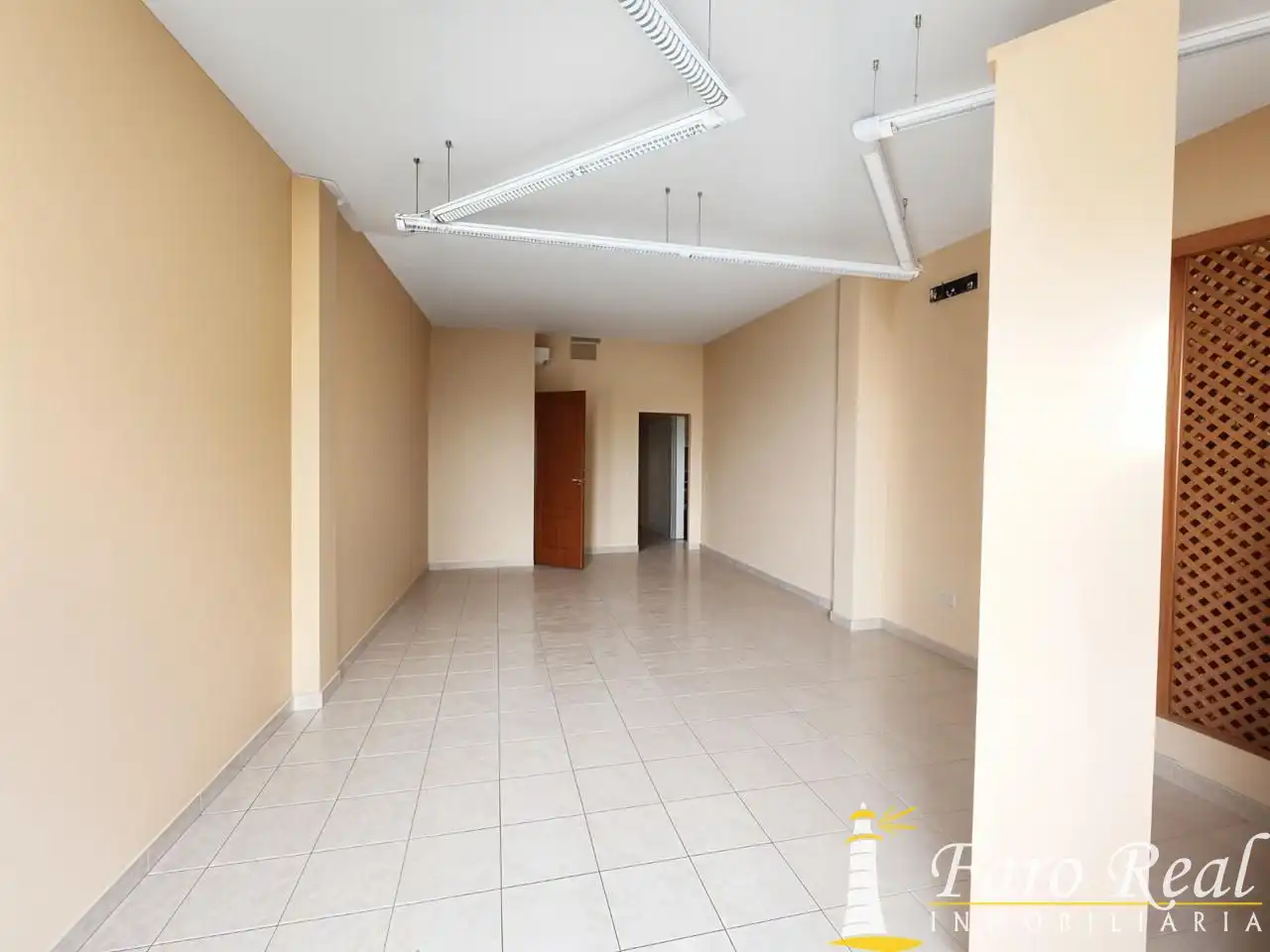 Local comercial en venta en Ayuntamiento - Barrio Alto, imagen 8