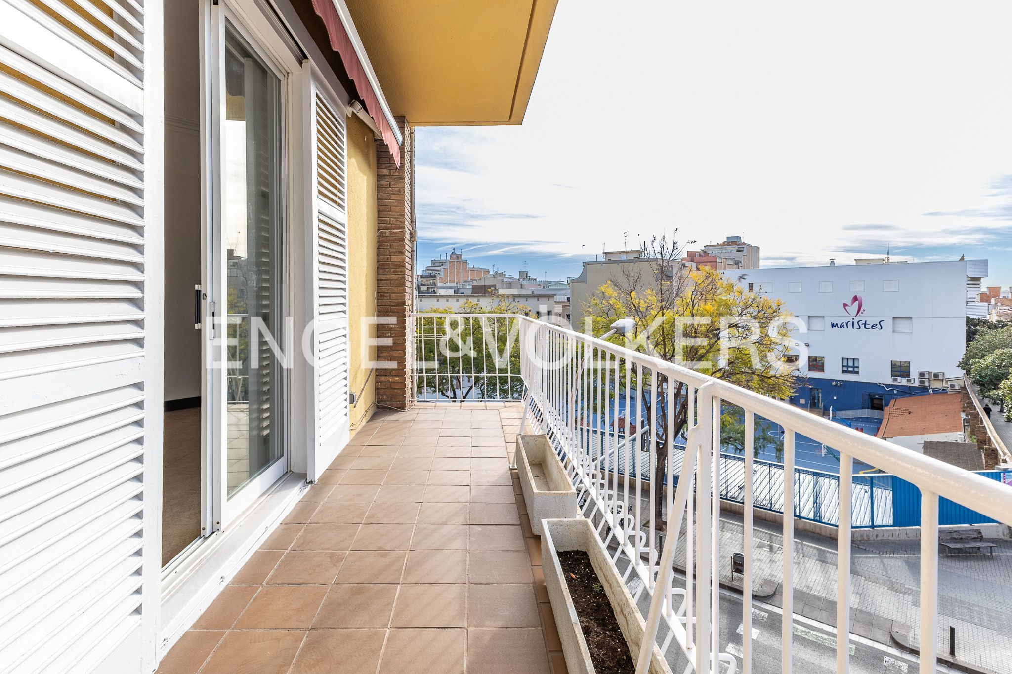 Exterior view of Flat for rent in Badalona  with Air Conditioner, Heating and Terrace