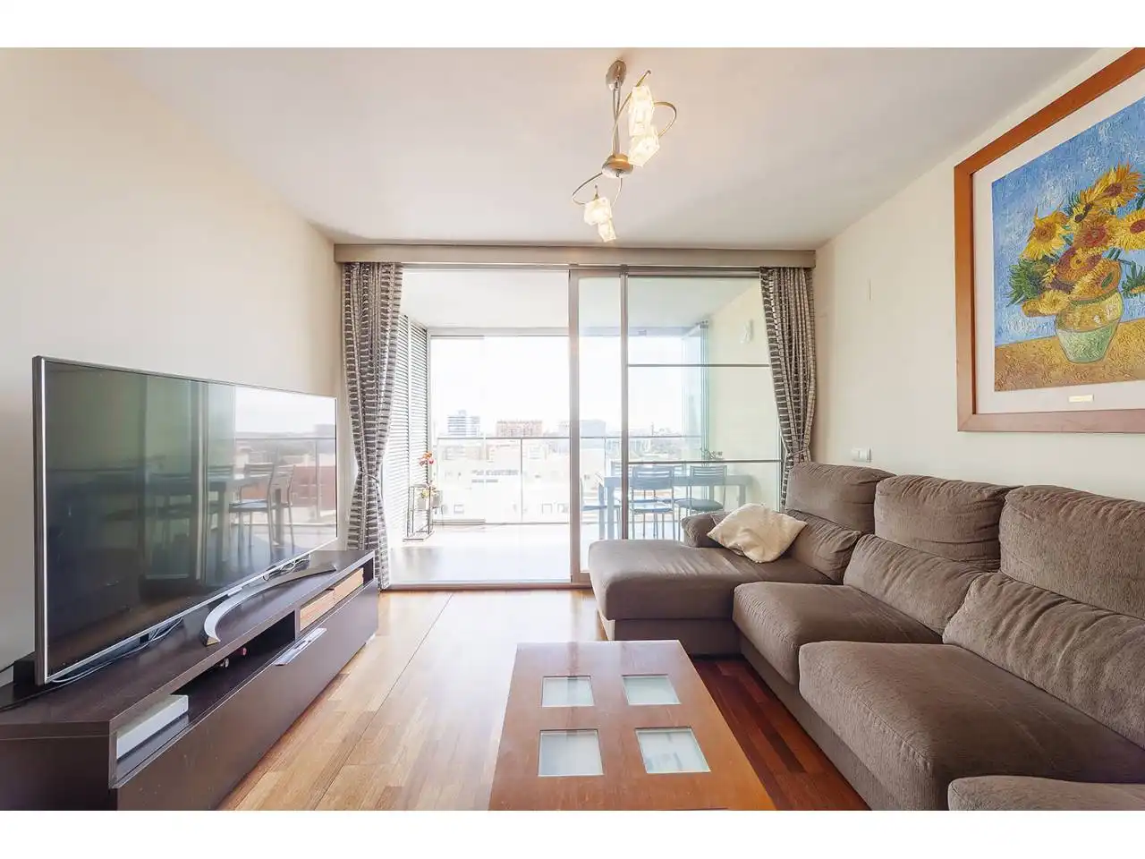 Piso con piscina en venta en Avenida Maestro Rodrigo, imagen 3