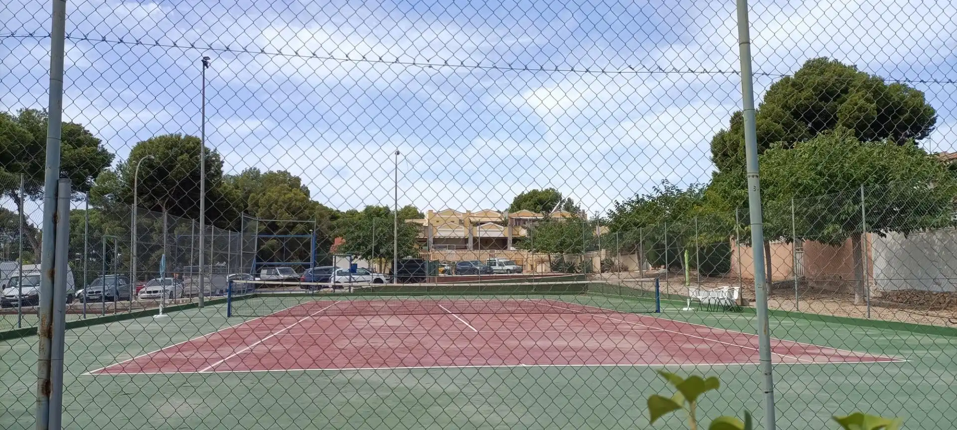 Parking de Casa adosada en venta en La Nucia con Aire acondicionado, Calefacción y Jardín privado