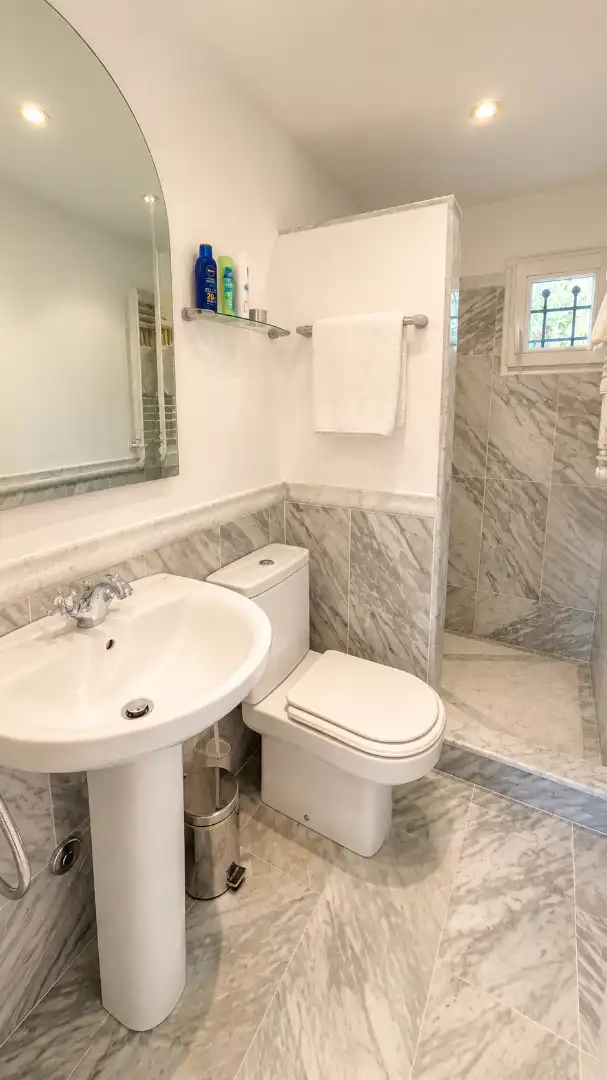 Detached house with terrace for sale in Carrer Baixada al Port 8, imagen 27
