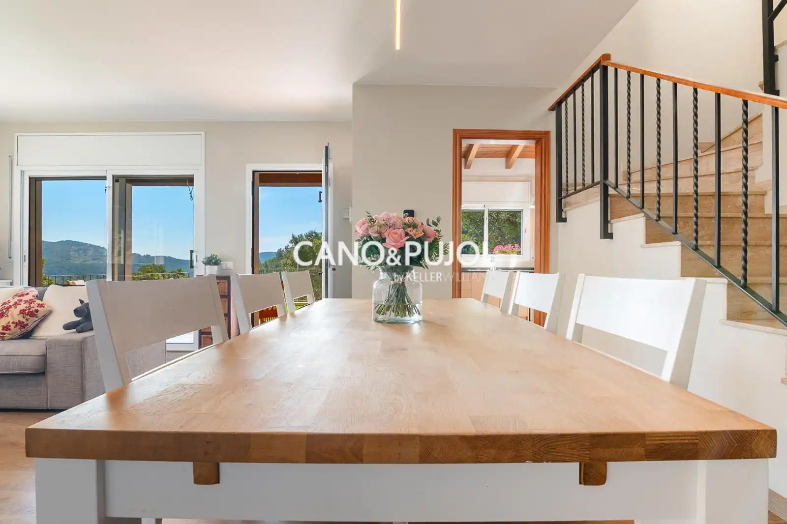 Comedor de Casa o chalet en venta en Corbera de Llobregat con Calefacción, Terraza y Trastero