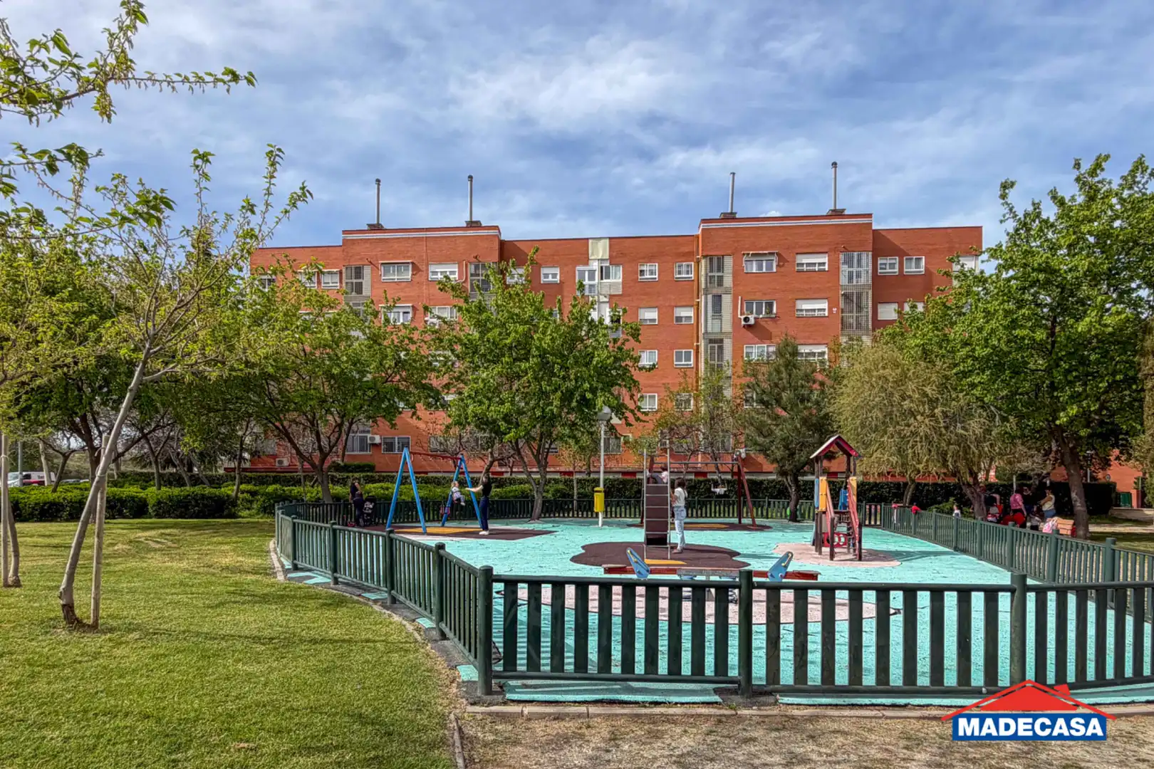 Exterior view of Flat for sale in Alcobendas  with Air Conditioner, Heating and Terrace