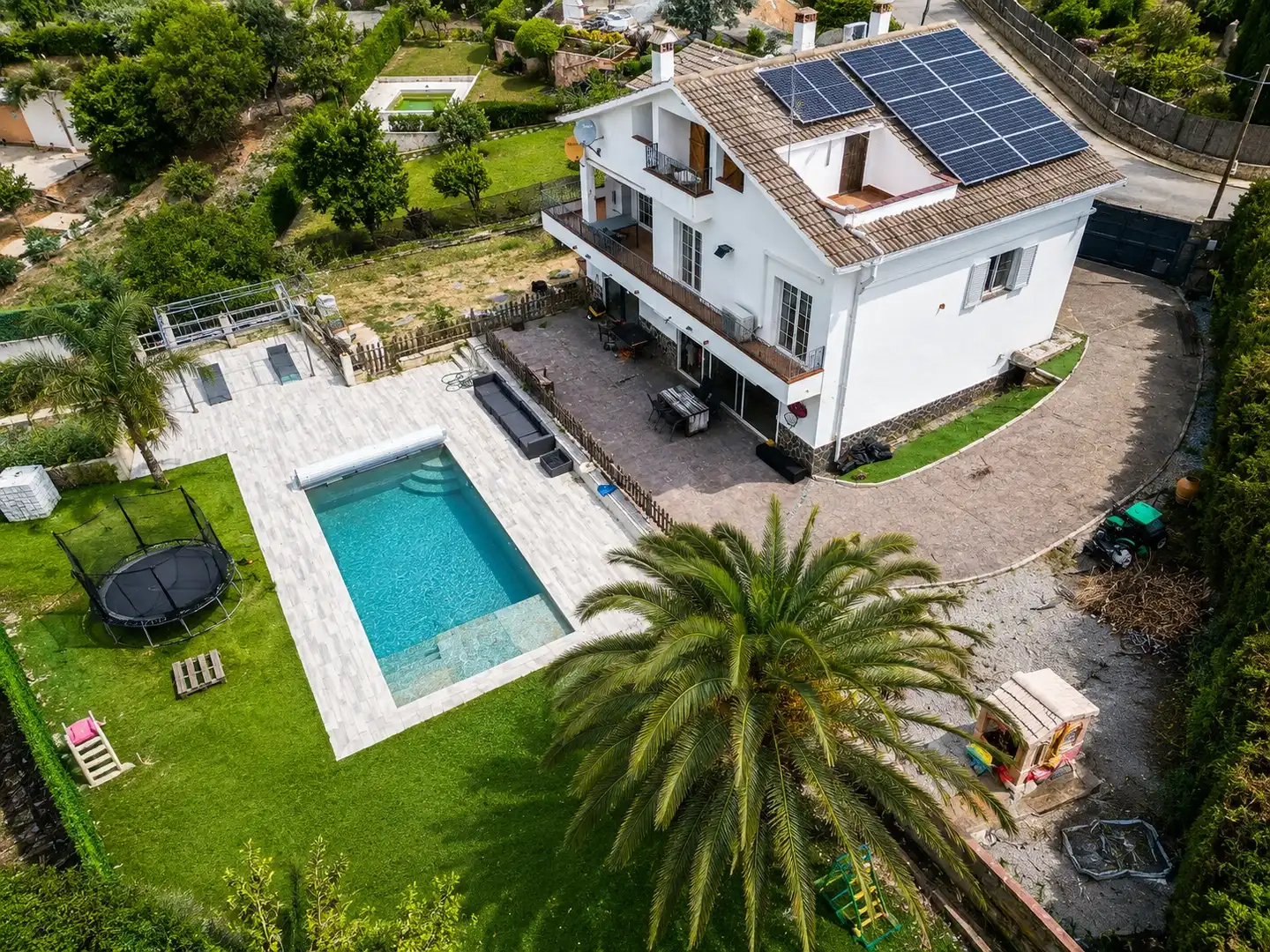 Piscina de Casa o xalet en venda en Sant Cebrià de Vallalta amb Aire condicionat, Calefacció i Jardí privat