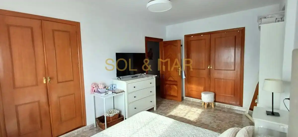 Habitación de Piso en venta en Torremolinos con Aire acondicionado, Calefacción y Terraza
