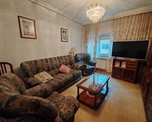 Living room of Flat for sale in Salamanca Capital  with Heating