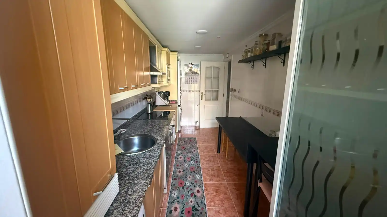 Küche von Wohnung zum Verkauf in Carbajosa de la Sagrada mit Heizung, Terrasse und Abstellraum